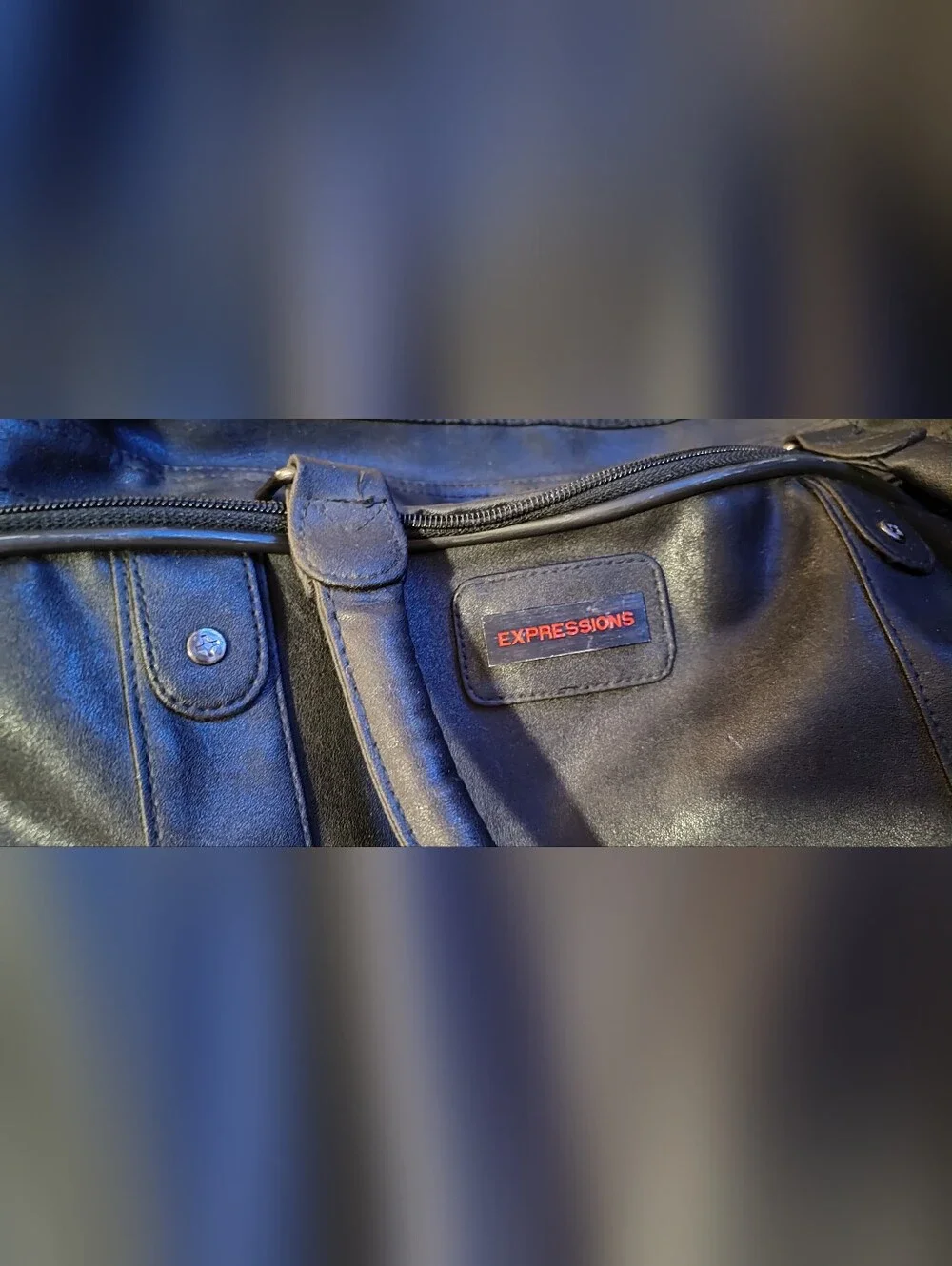 Expressions black leather